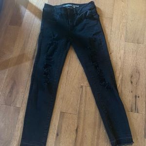 Black ripped american eagle jeans